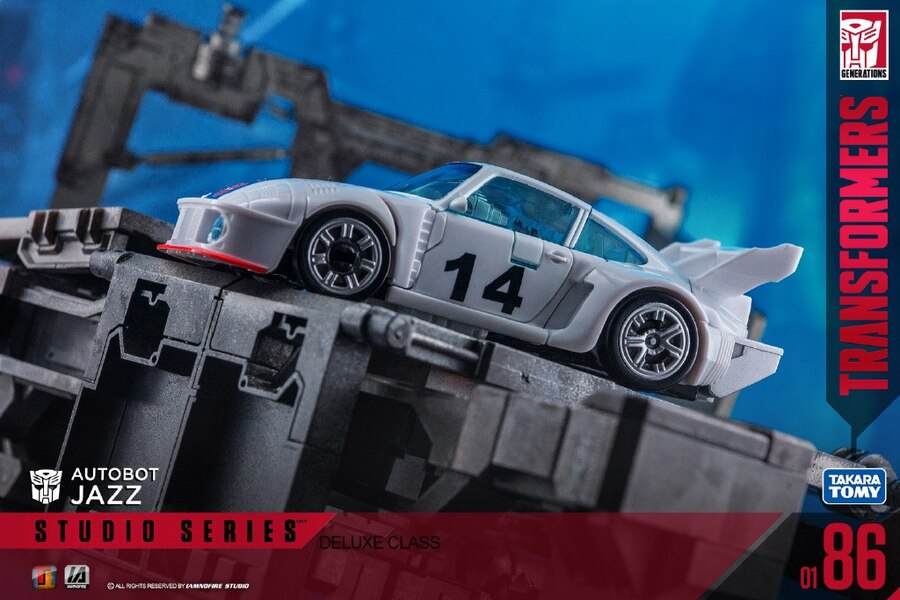 TRANSFORMERS Studio Series 86 Jazz Toy Photography Gallery By IAMNOFIRE  (10 of 27)